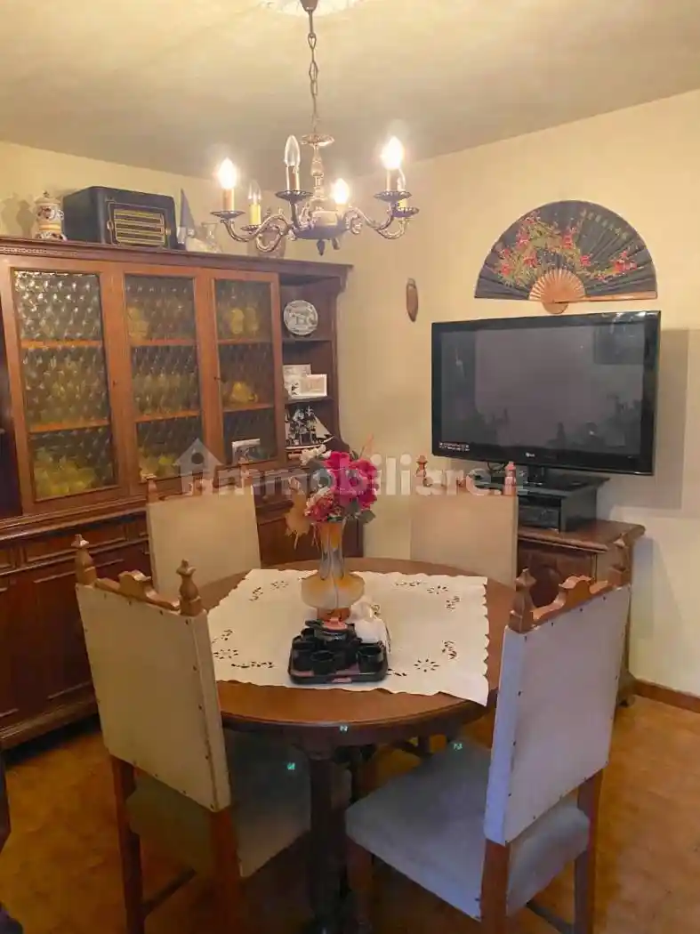 Casa indipendente in vendita a Poggio a Caiano