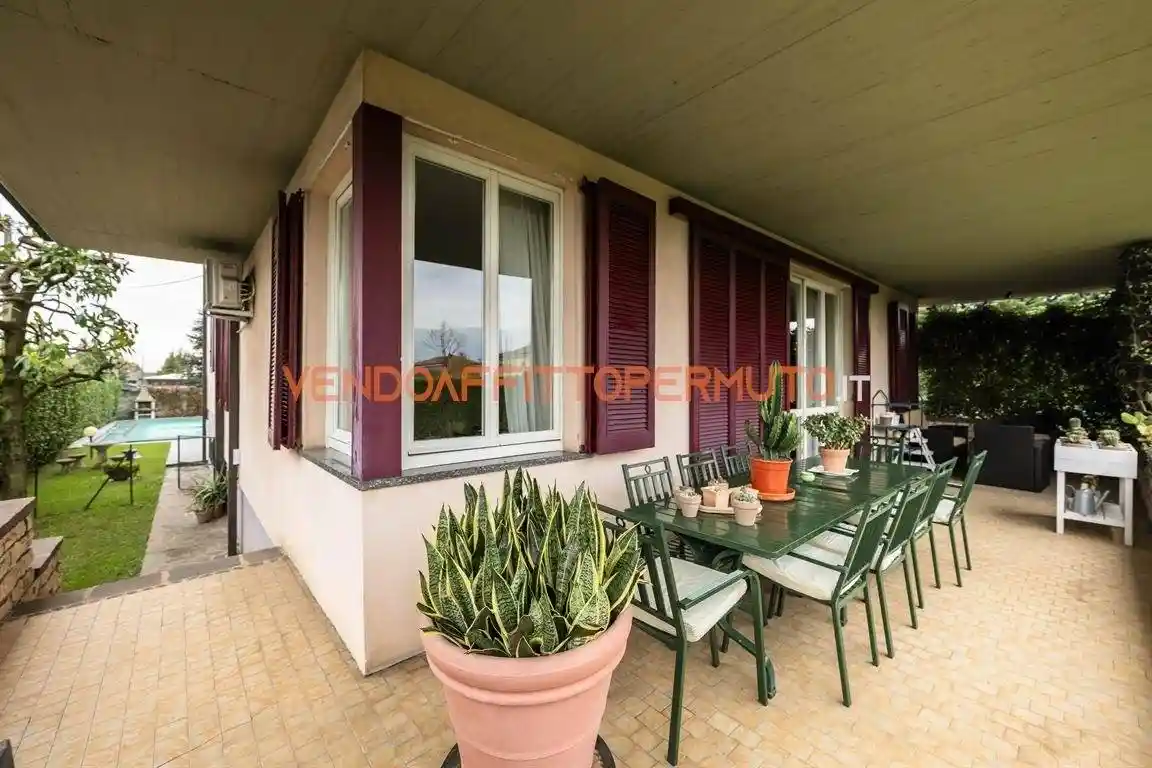 Villa in vendita a Chiari
