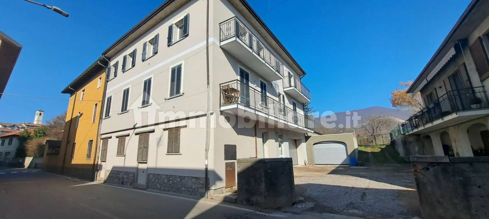 Bilocale via Evaristo Trentini, Clivio - foto 2