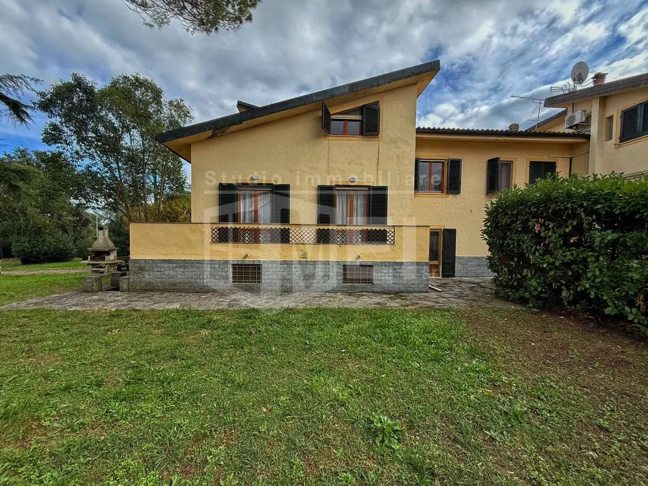 Villa in vendita a Crespina e Lorenzana