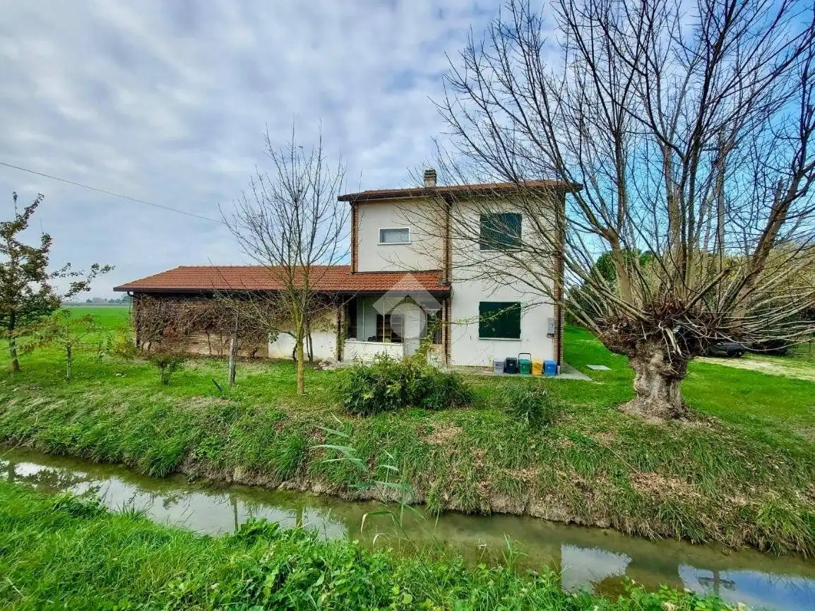Villa in vendita a Ravenna