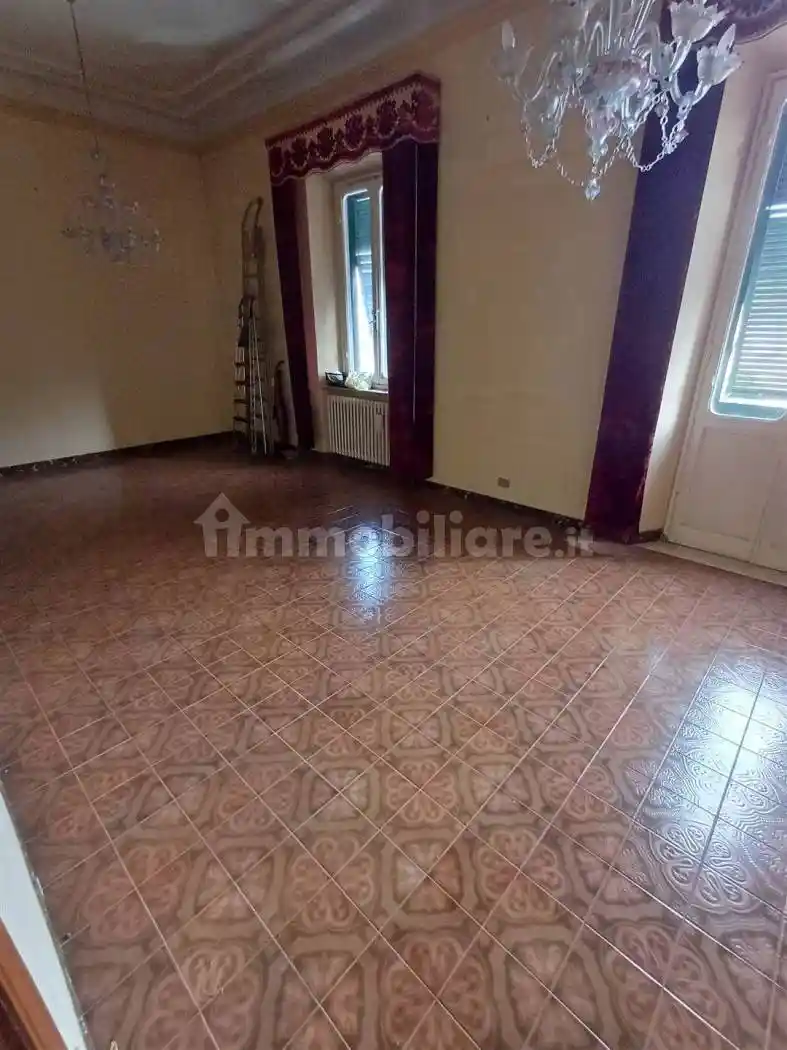 Appartamento in vendita a Livorno