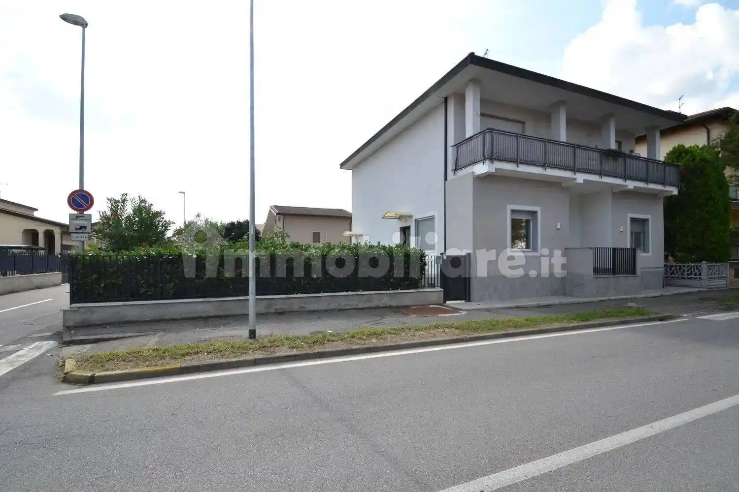 Villa in vendita a Cerro al Lambro