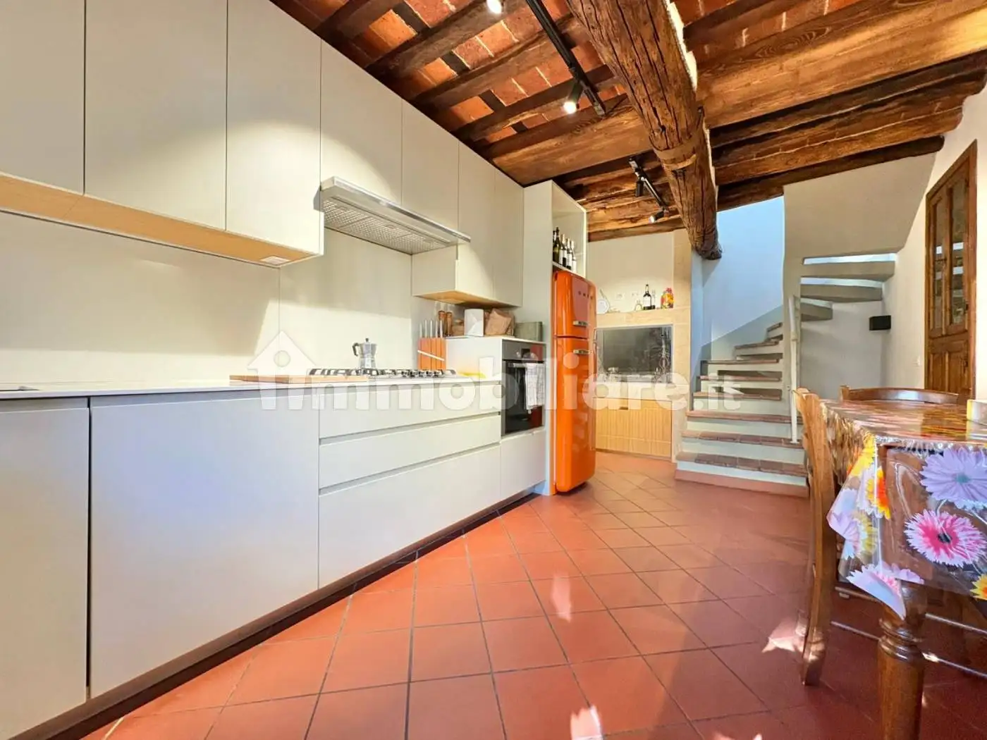 Casa indipendente in vendita a Lucca