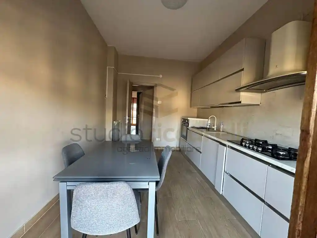 Quadrilocale piazza Antonio Gramsci, Centro Storico, Giugliano in Campania - foto 2