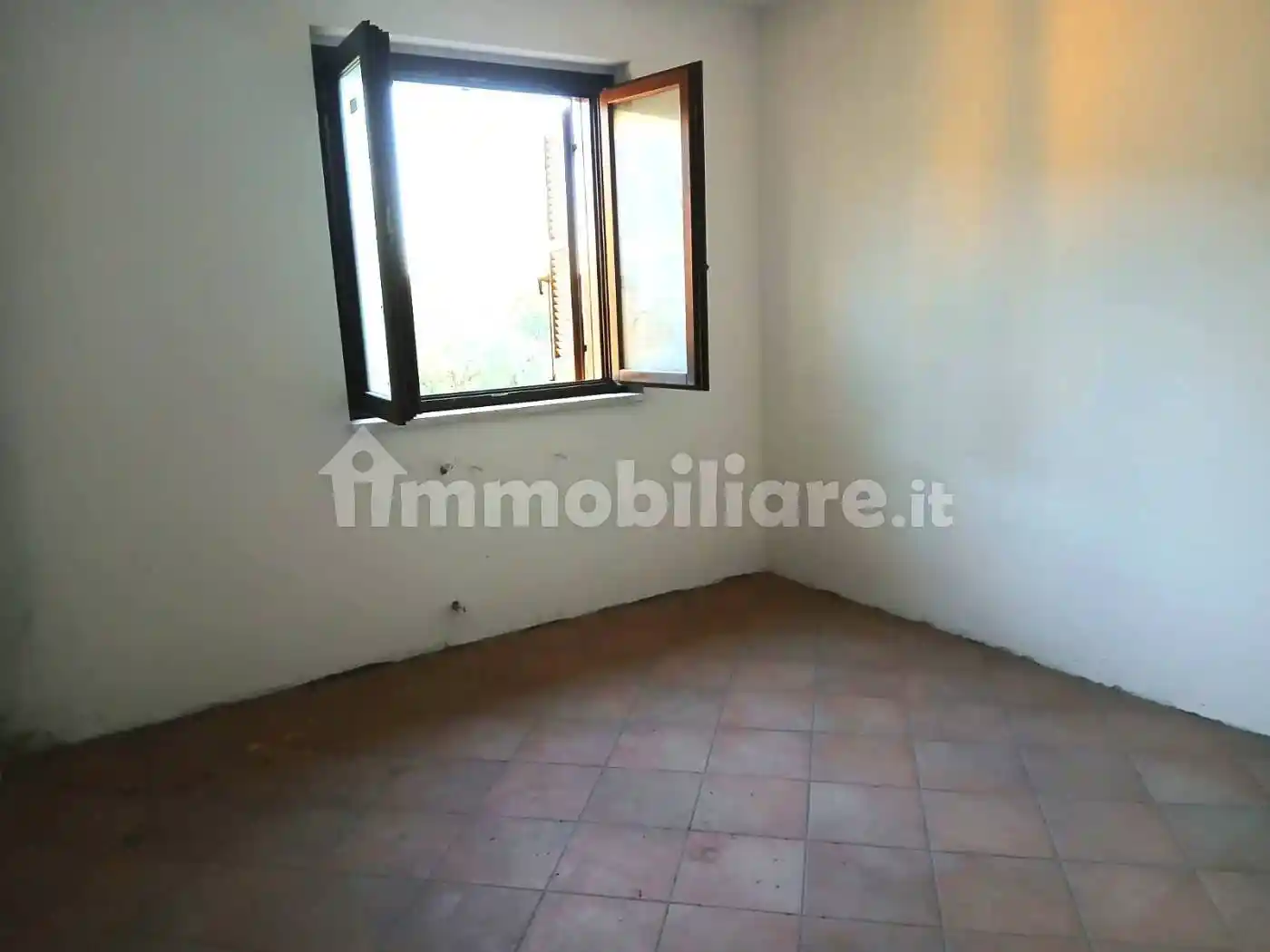 Terratetto unifamiliare via Aretina, Centro, Castiglion Fiorentino - foto 3