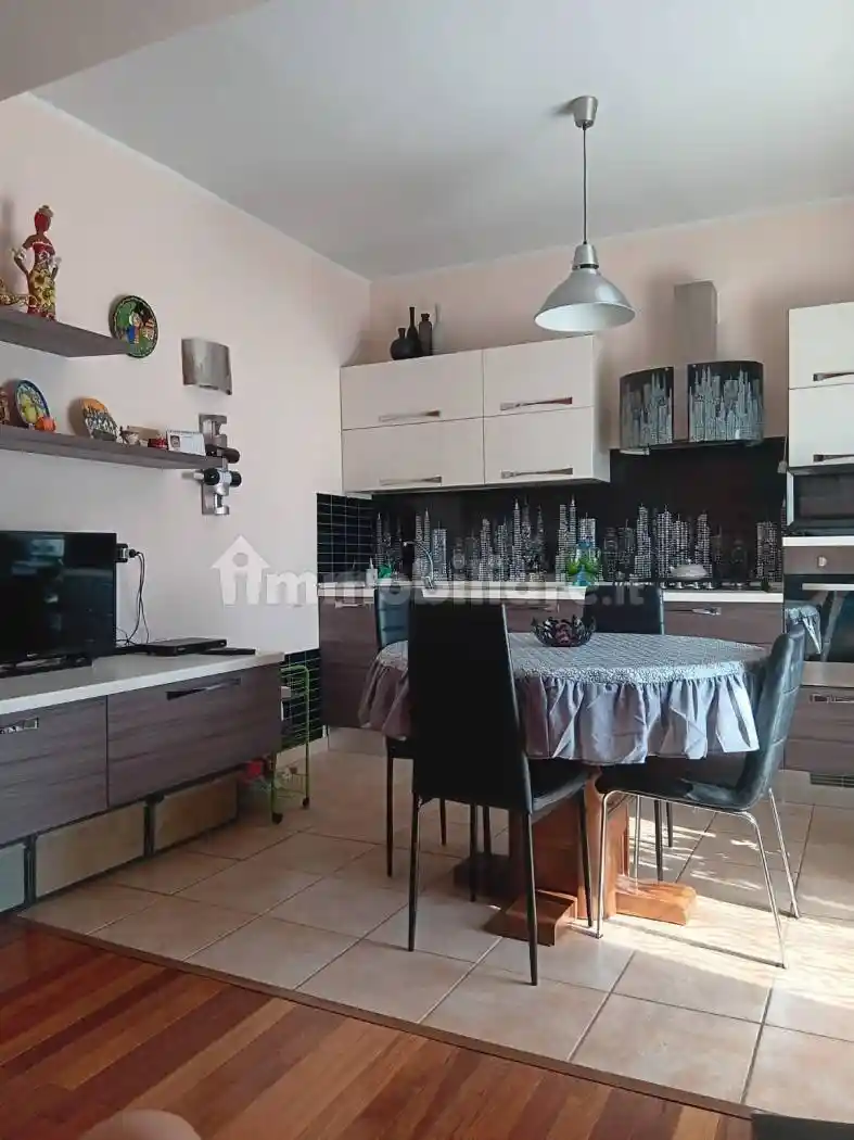 Trilocale via Liguria, Centro, Avezzano - foto 2