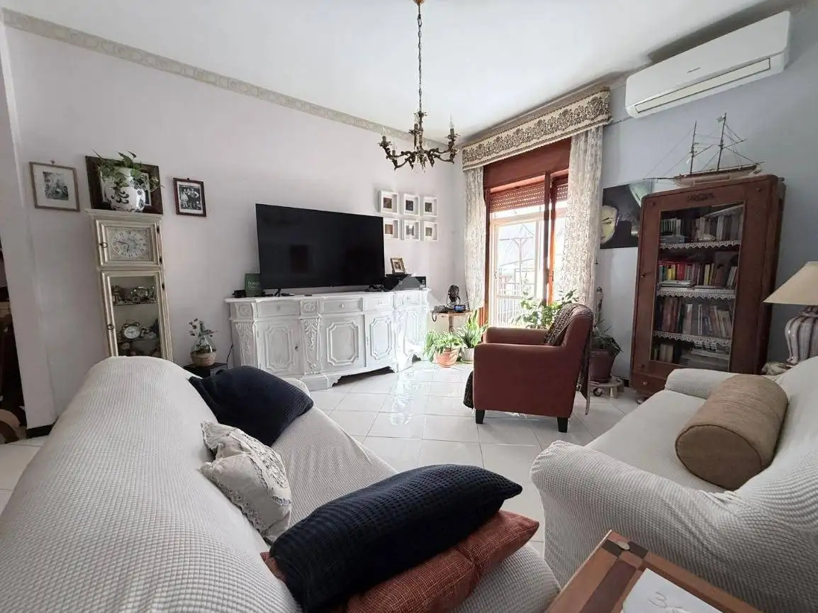 Appartamento in vendita a Pozzuoli