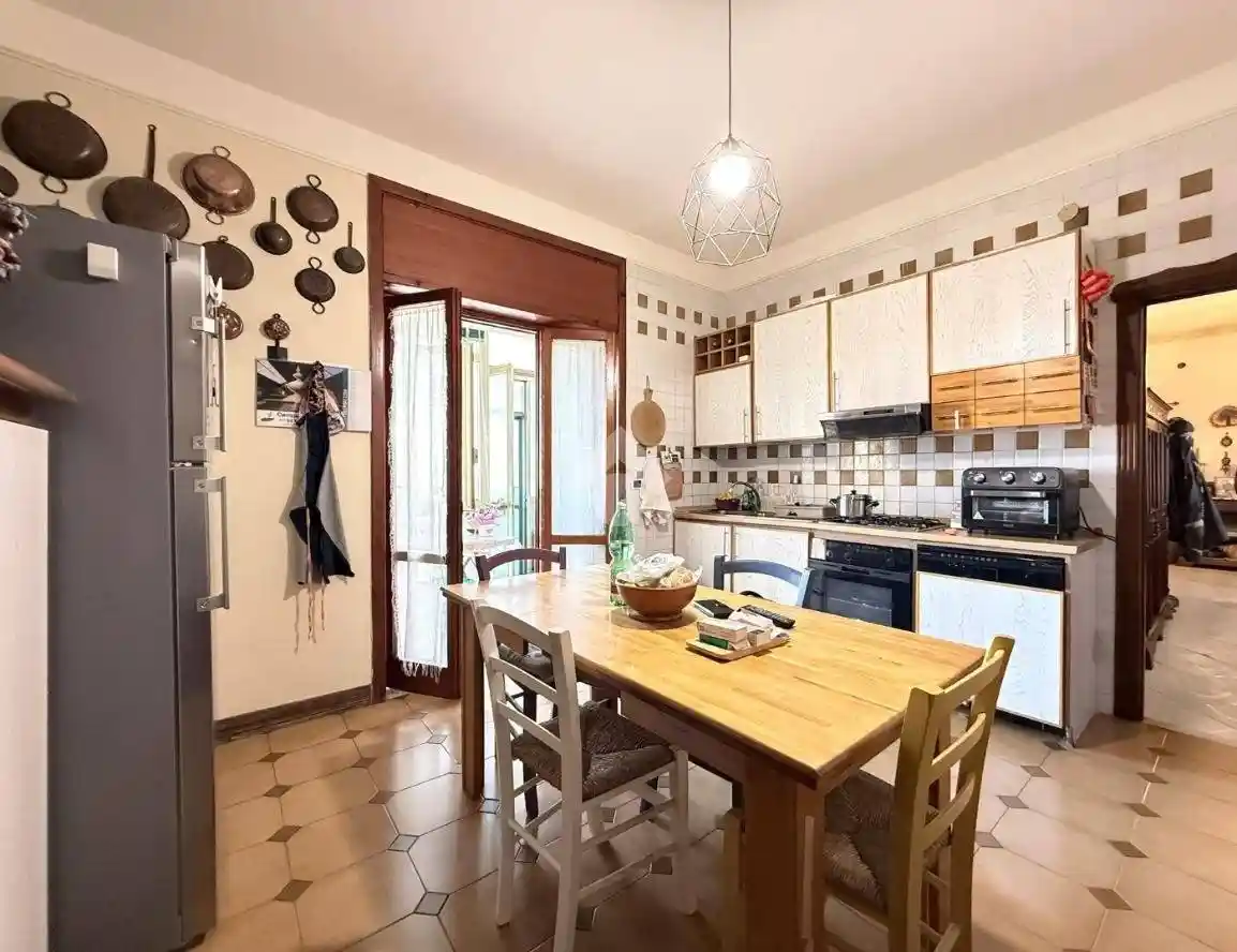 Quadrilocale traversa Solfatara, Pozzuoli Alta, Pozzuoli - foto 5