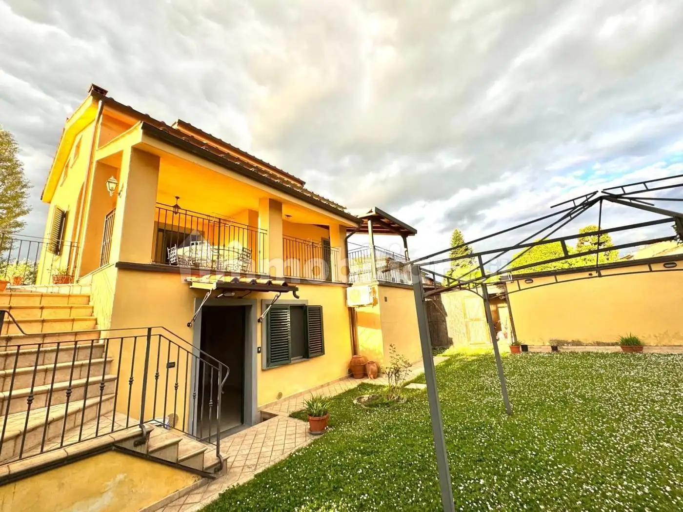 Villa in vendita a Lucca