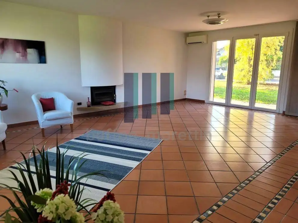 Villa in vendita a Latisana