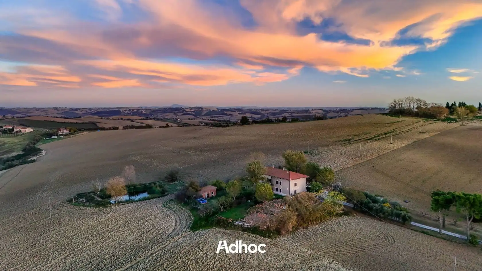 Casa indipendente in vendita a Terre Roveresche