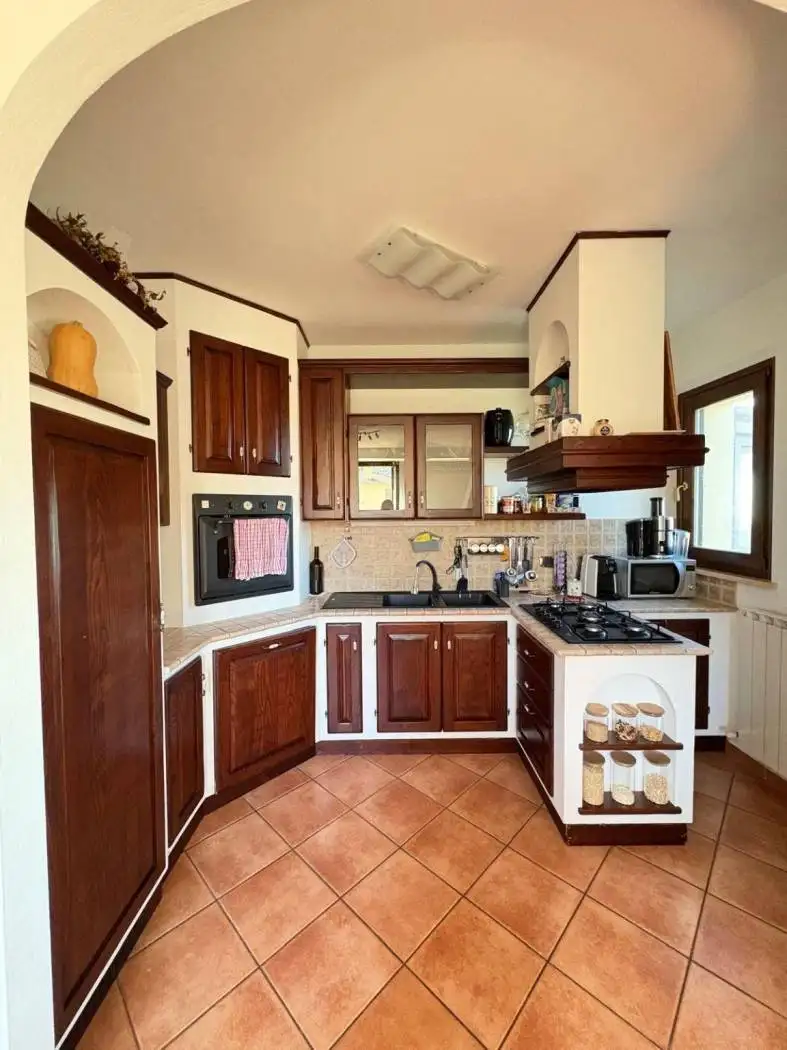 Appartamento in vendita a Paciano