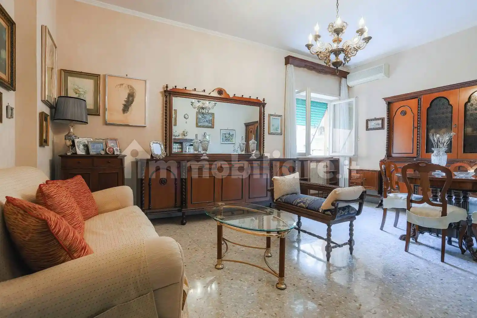 Appartamento in vendita a Roma