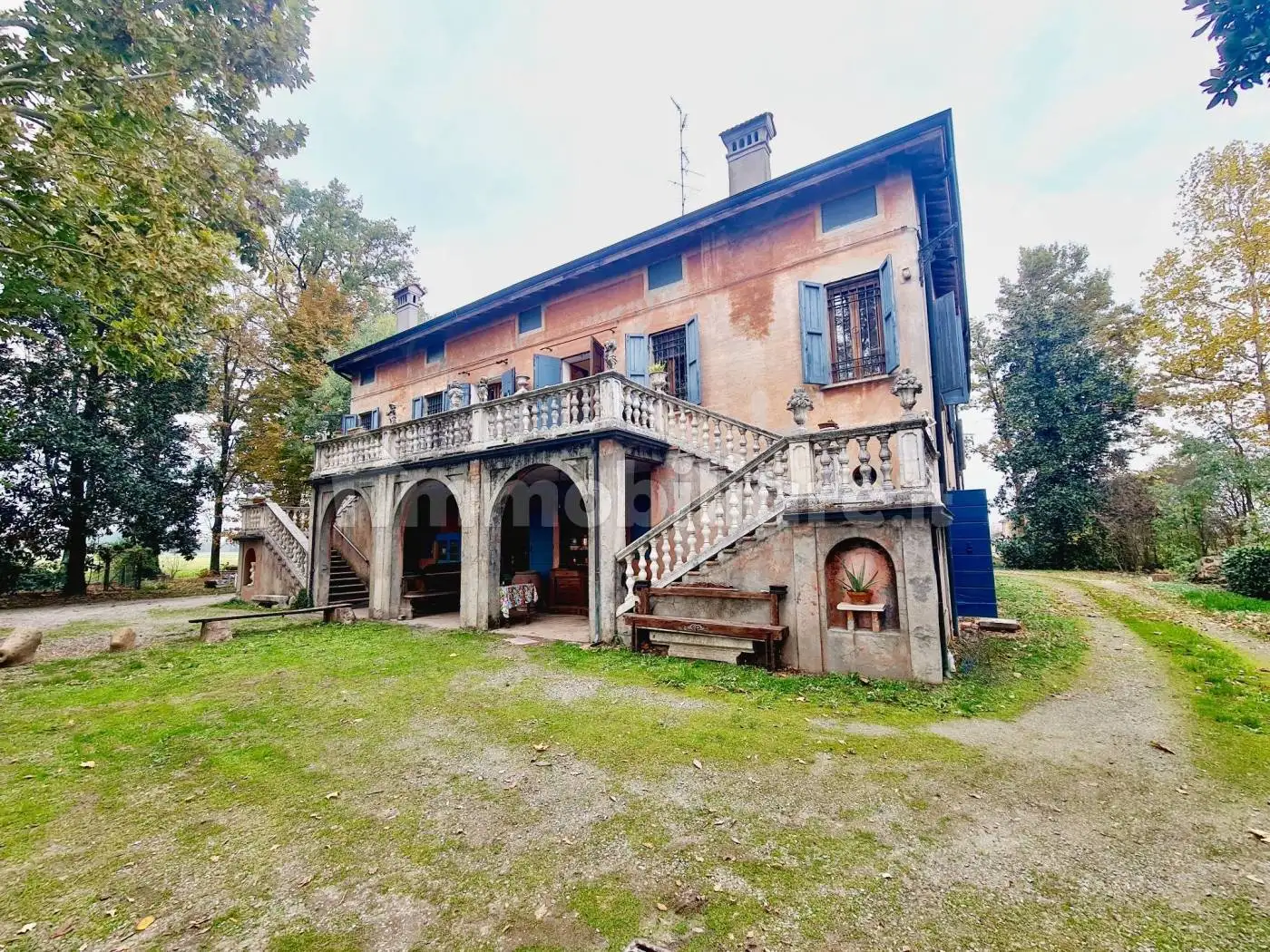 Villa in vendita a Reggio Emilia