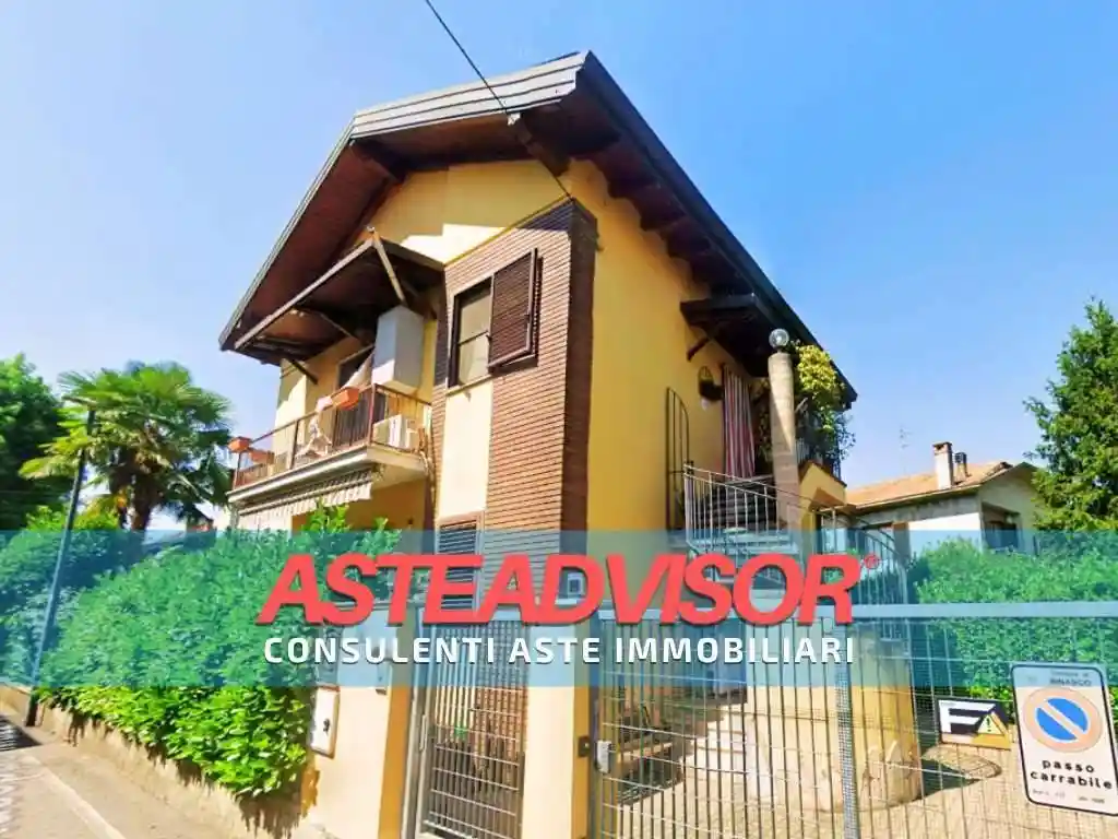 Villa in vendita a Binasco