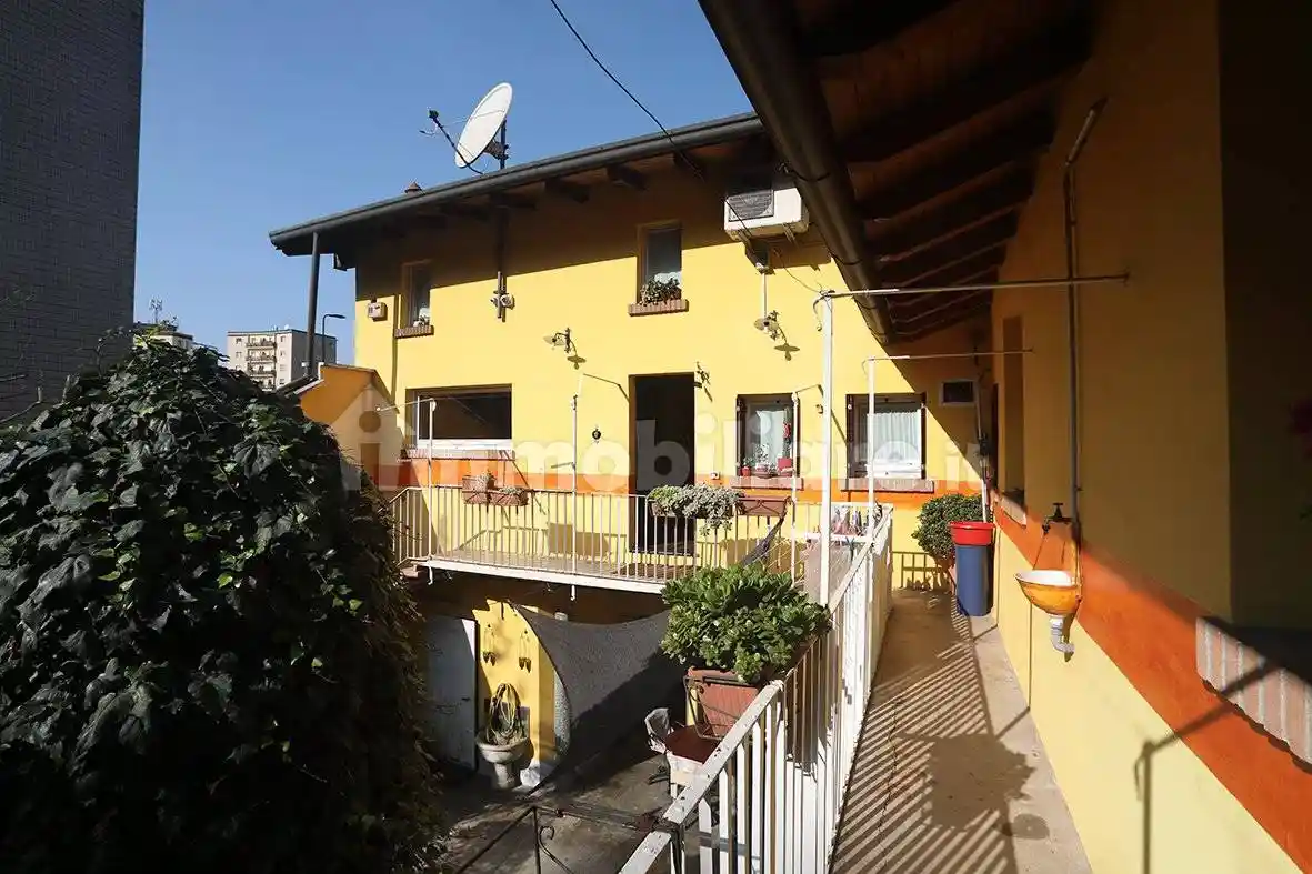 Palazzo - Edificio in Vendita - foto 5