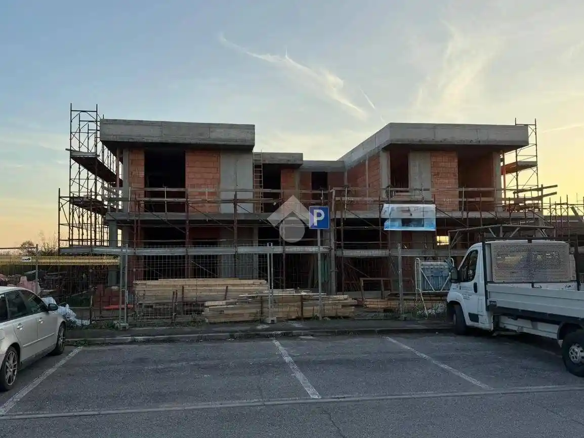 Villa in vendita a Dello