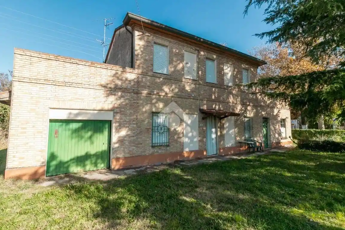 Casa indipendente in vendita a Forlì