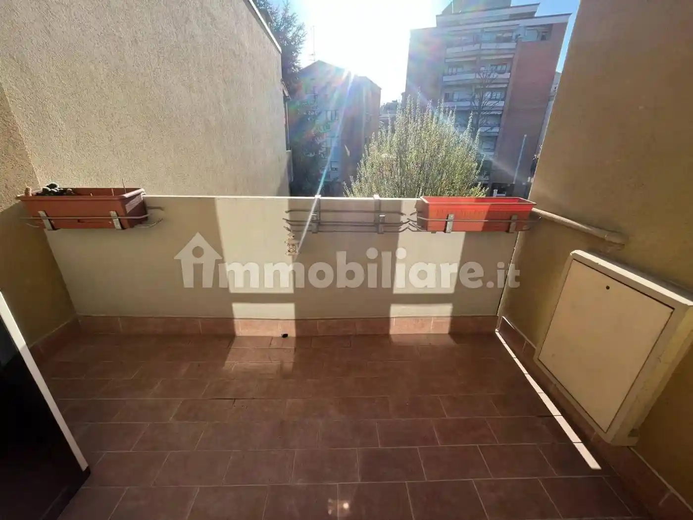 Trilocale buono stato, secondo piano, Rosta Nuova, Reggio Emilia - foto 3