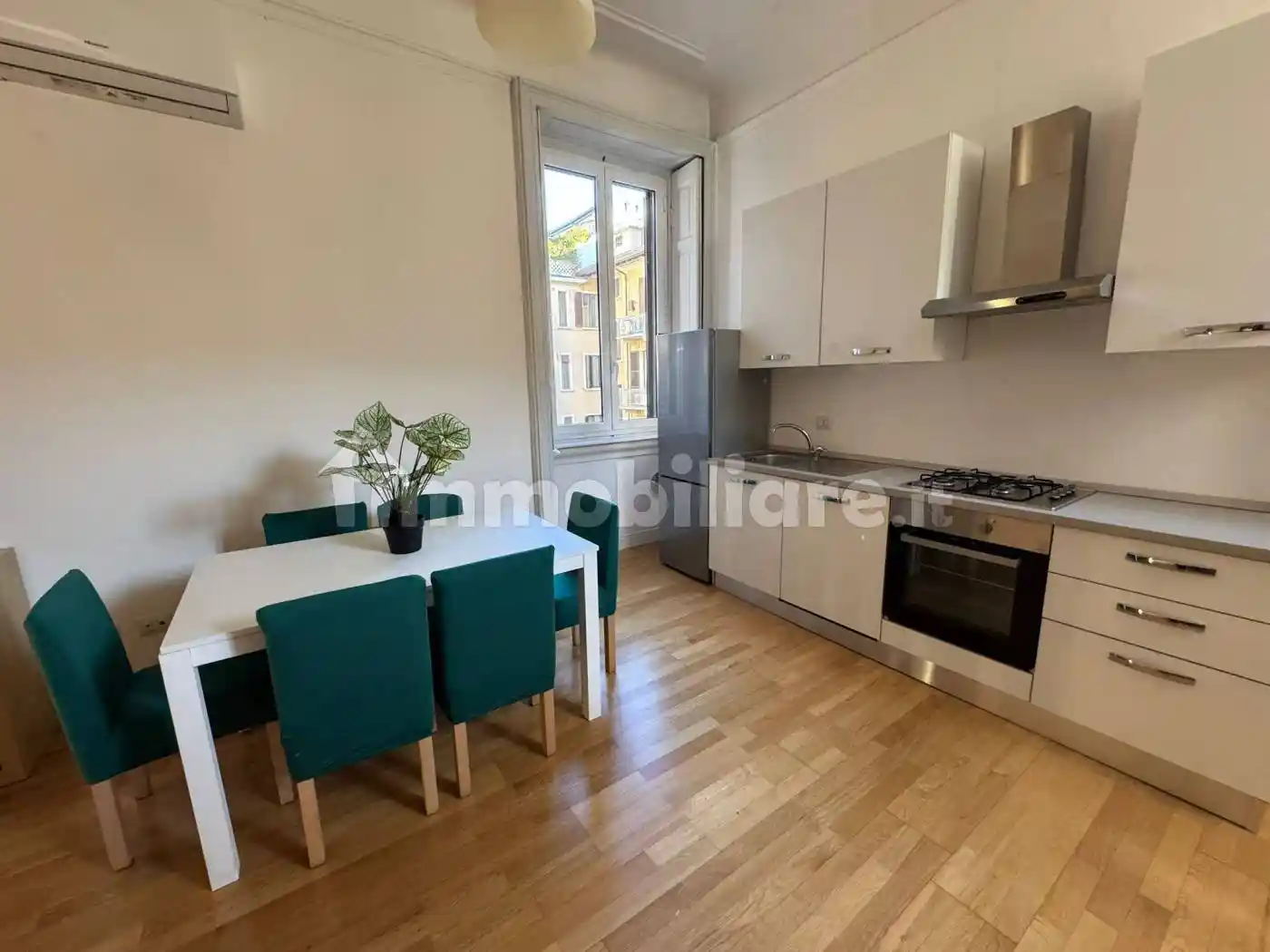 Trilocale ottimo stato, terzo piano, Solari, Milano - foto 2