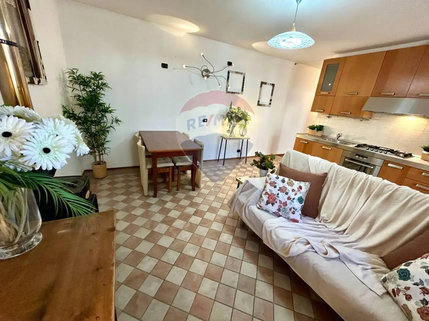 Appartamento in vendita a Endine Gaiano