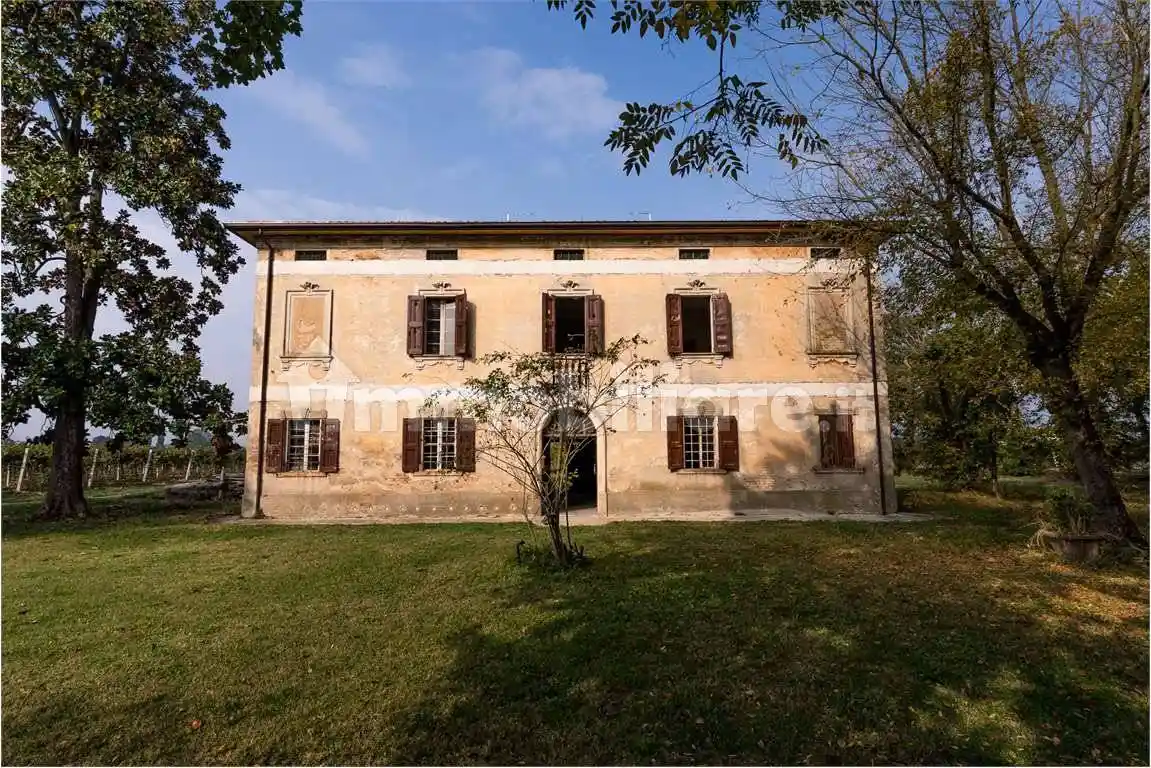 Villa in vendita a Rubiera