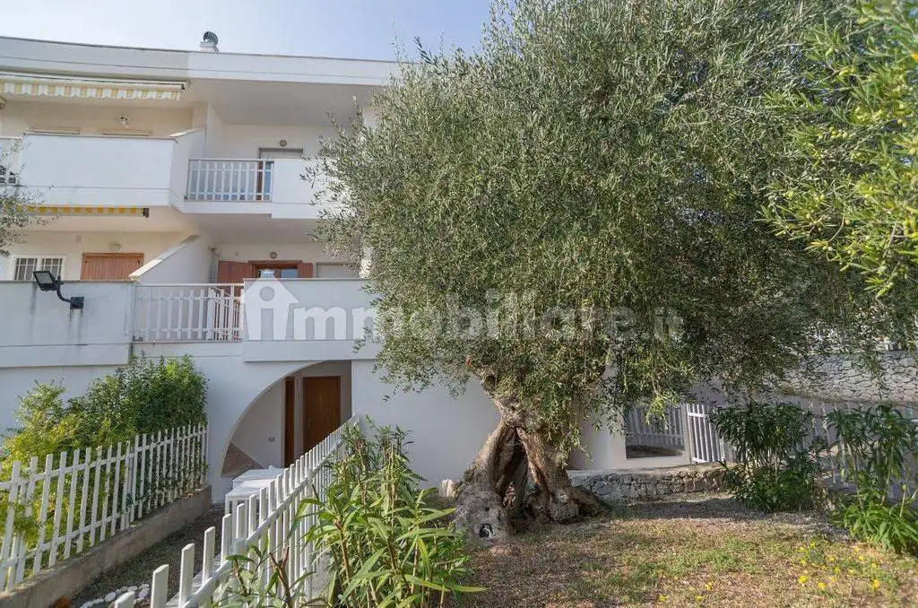 Appartamento in vendita a Mattinata