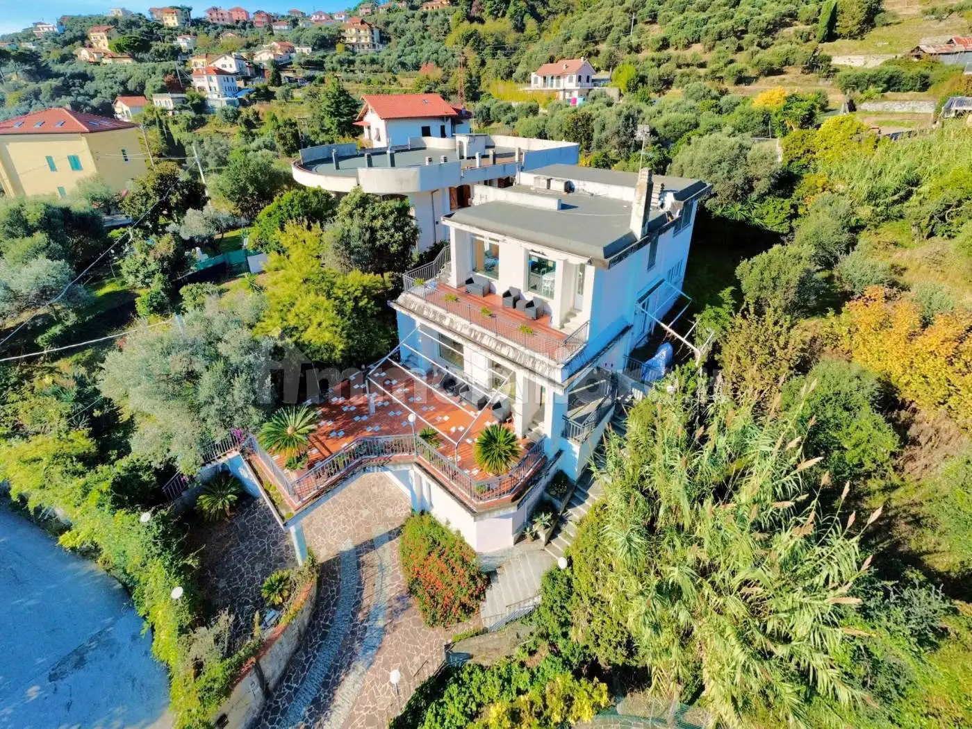 Villa in vendita a Varazze