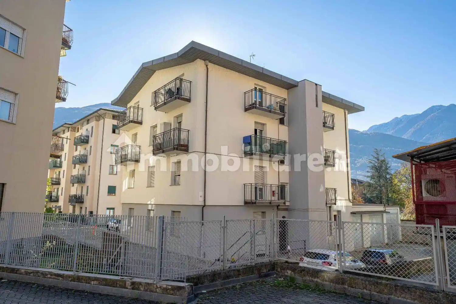 Palazzo - Edificio in vendita a Sondrio