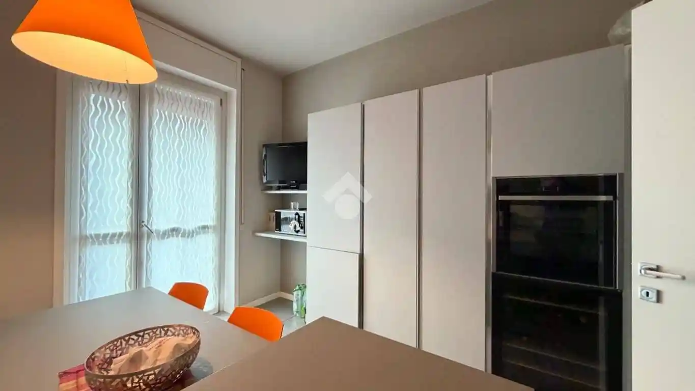 Quadrilocale viale della Libertà 17, Stazione - Ticinello, Pavia - foto 3