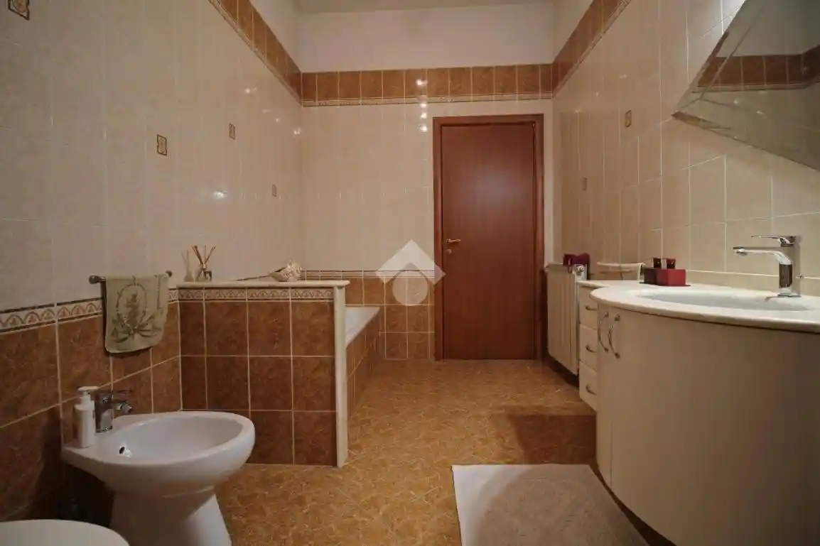 Villa bifamiliare via Roma 291, Cafaggio - Grignano, Prato - foto 3