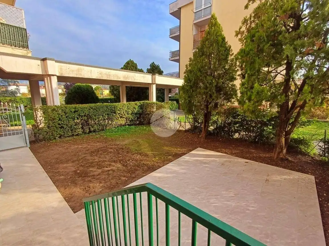 Appartamento in vendita a Brescia