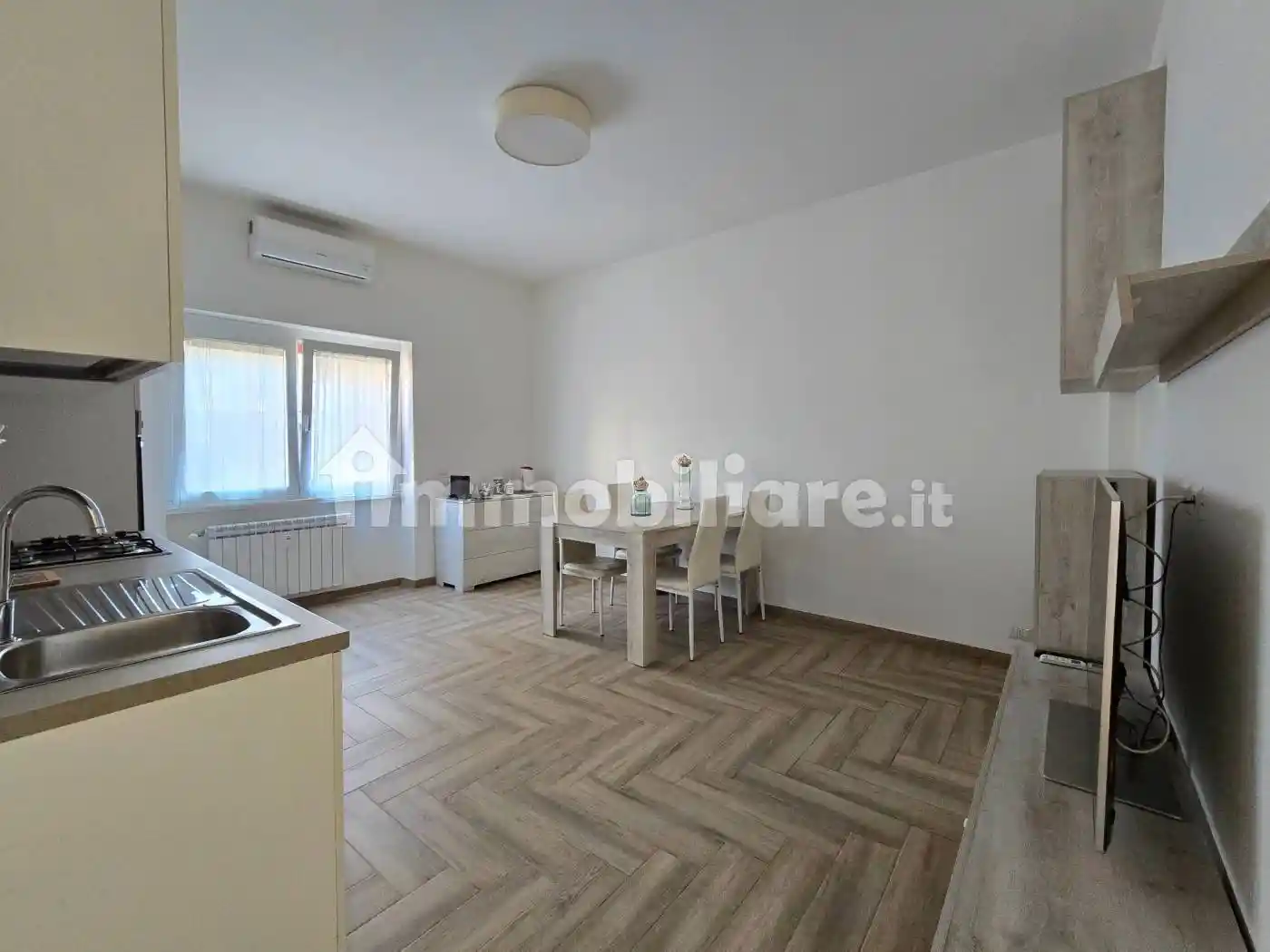 Trilocale via Pian Due Torri 6, Magliana, Roma - foto 3