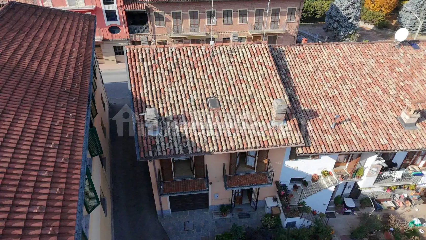 Casa indipendente in vendita a Barolo
