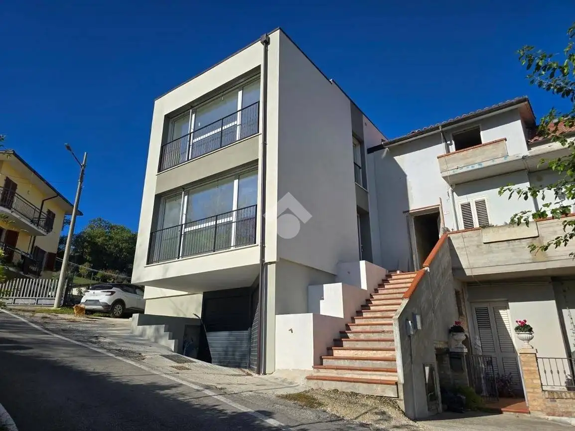 Trilocale Contrada Valentino 49, Castel di Lama - foto 3