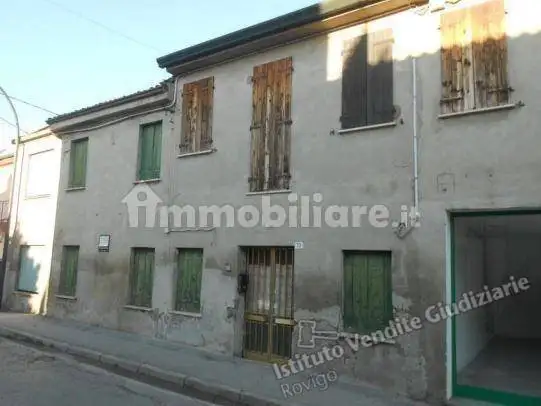 Villetta a schiera in asta a Rovigo