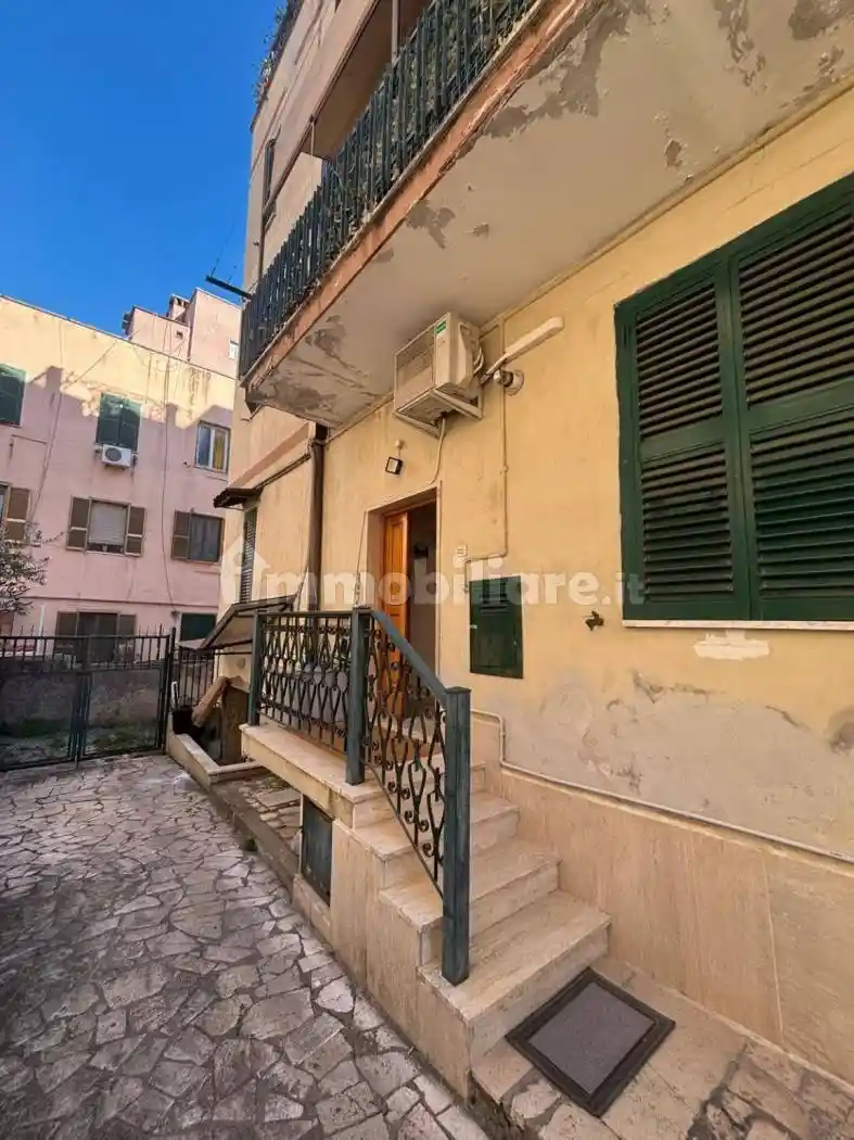 Bilocale via Fratelli Bandiera 10, Zona Empolitana, Tivoli - foto 2