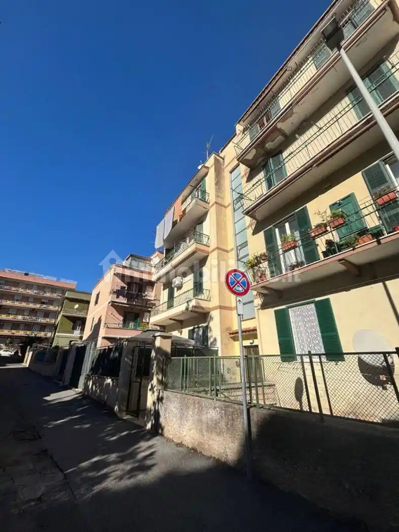 Bilocale via Fratelli Bandiera 10, Zona Empolitana, Tivoli - foto 4