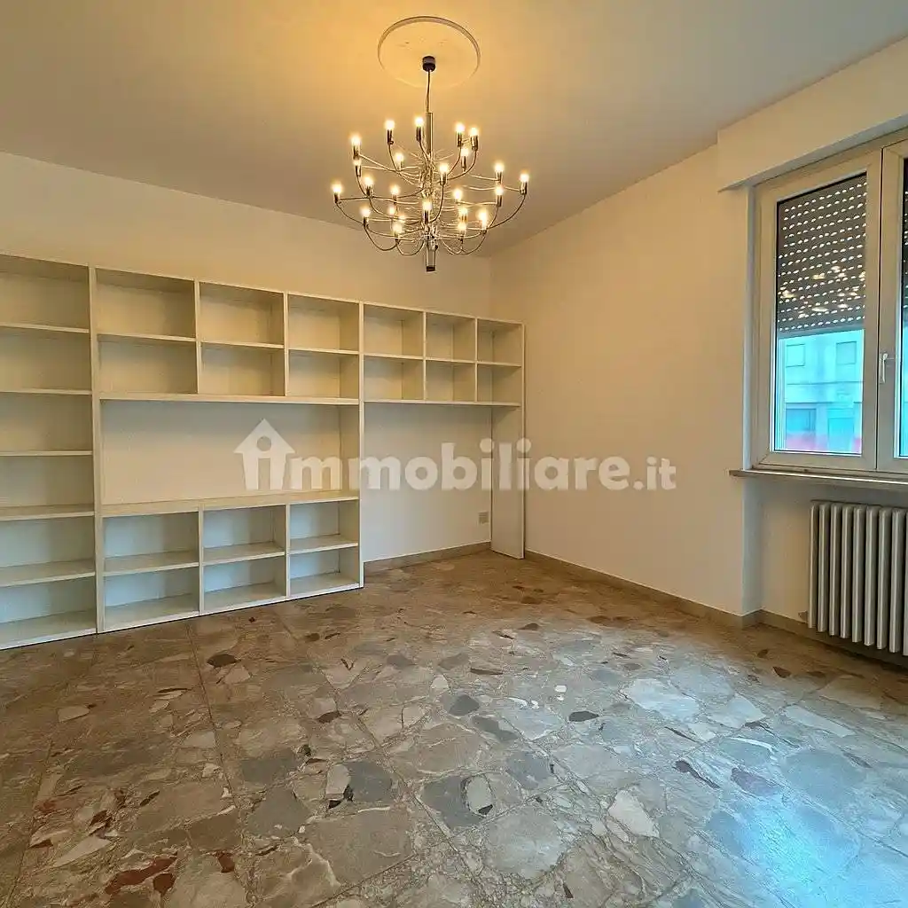 Appartamento via Giambattista Tiepolo 2, Stazione - Stadio, Prato - foto 2