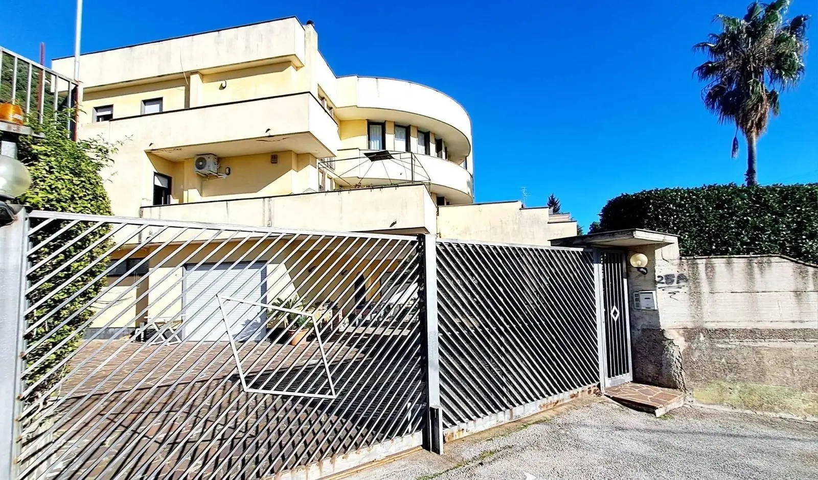 Appartamento in vendita a Salerno