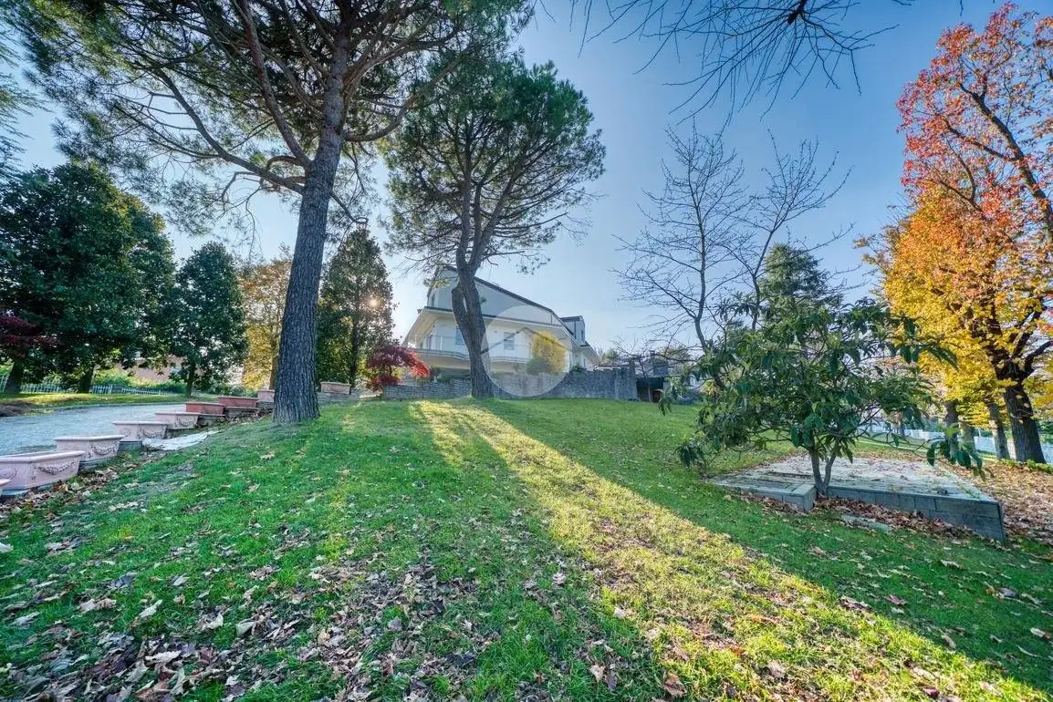 Villa in affitto a Rivoli