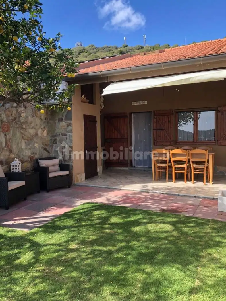 Villa a schiera 4 locali, ottimo stato, Setti Ballas, Domus De Maria - foto 2