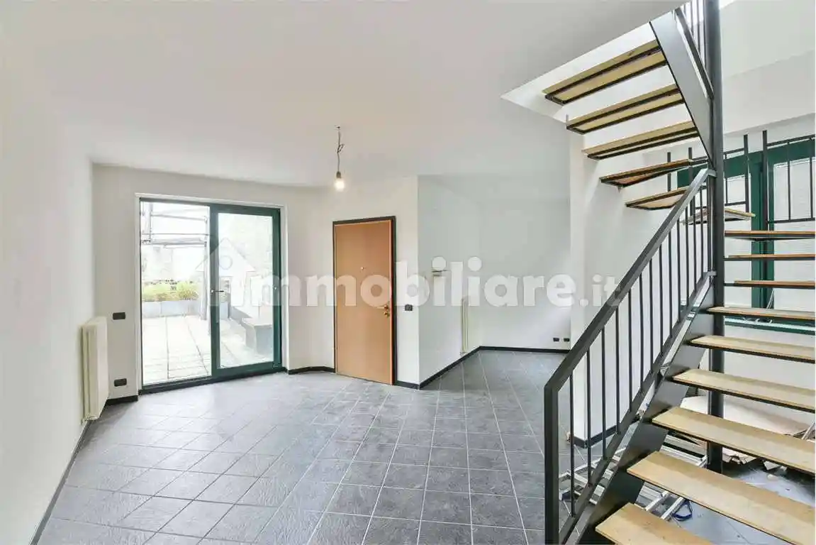 Quadrilocale via Oltrecolle , 139, Lora, Como - foto 4