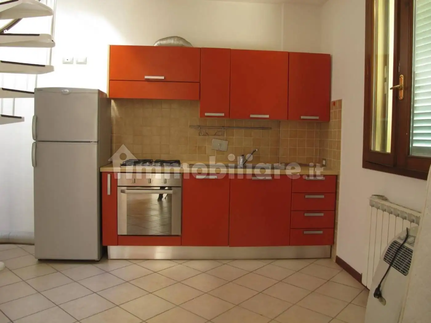 Appartamento in vendita a Capraia e Limite