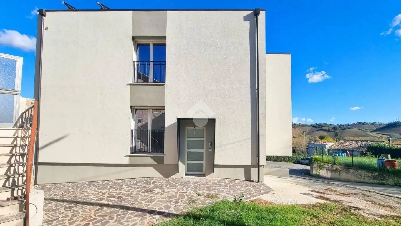 Trilocale Contrada Valentino 49, Castel di Lama - foto 3