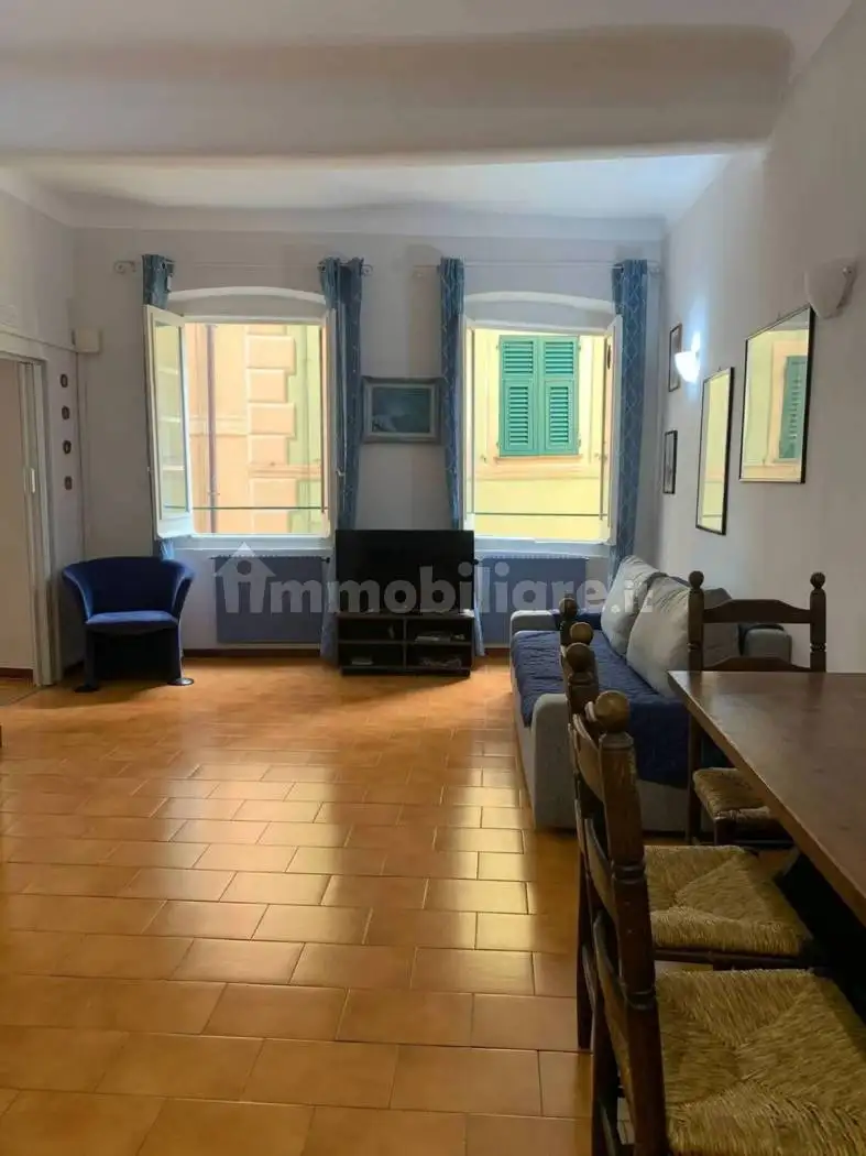 Quadrilocale via Giuseppe Garibaldi, 198, Centro, Camogli - foto 2