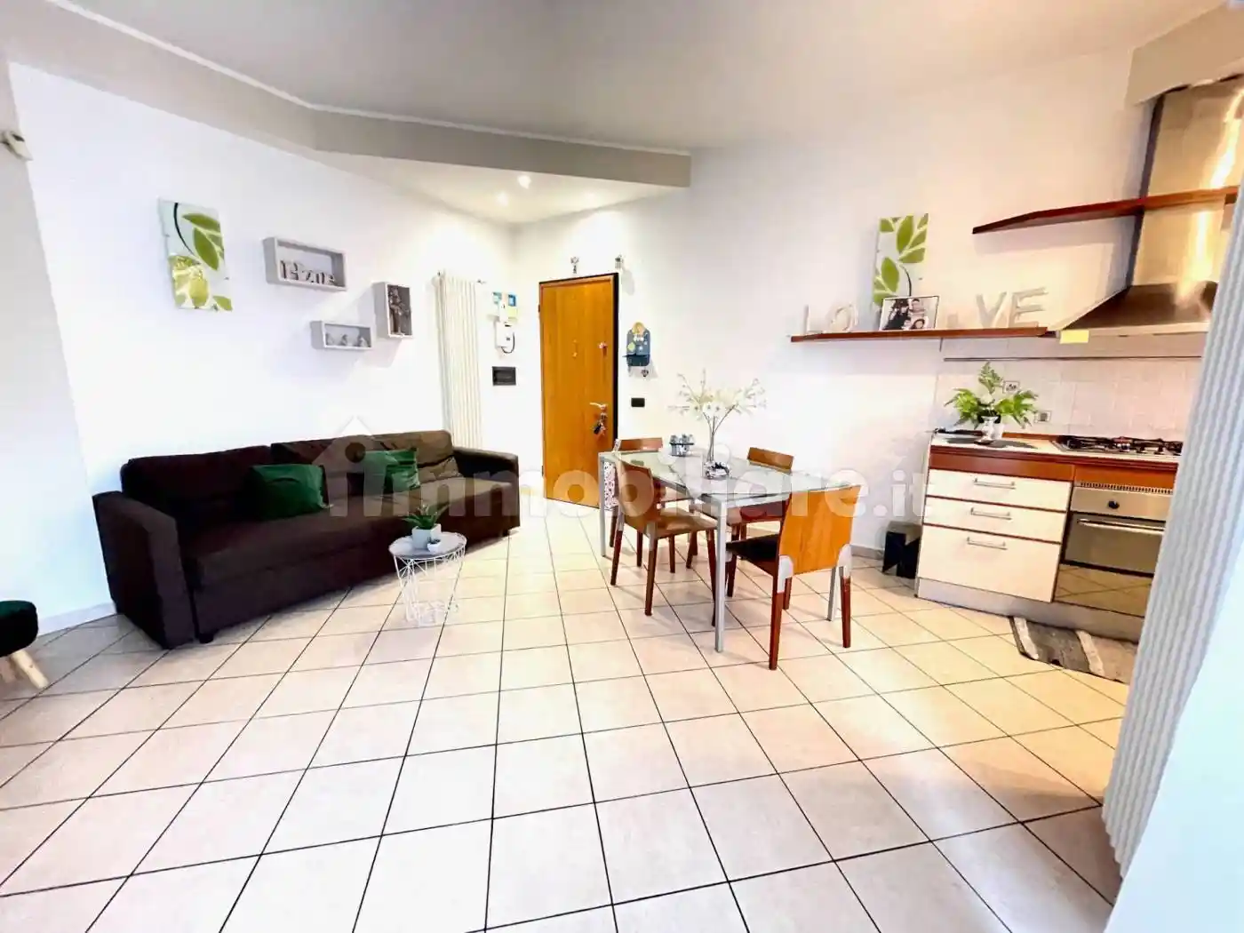 Appartamento in vendita a Garbagnate Milanese