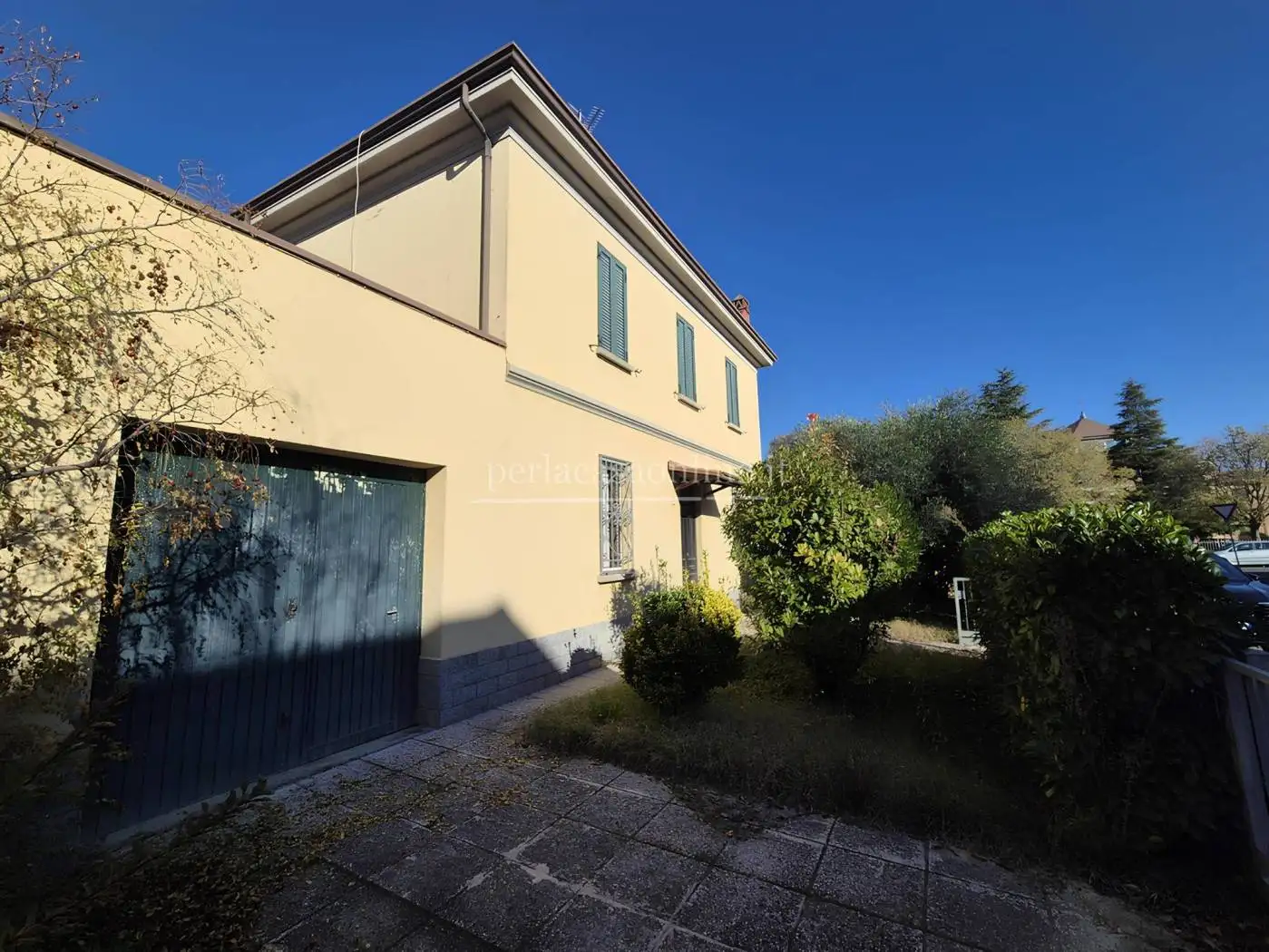 Casa indipendente in vendita a Forlì