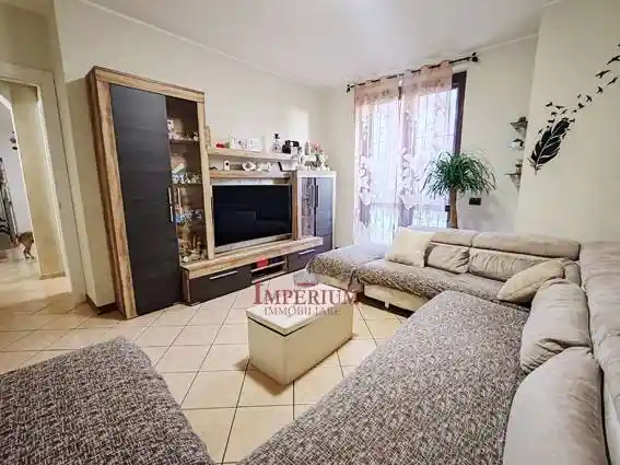 Trilocale via Silvio Pellico 10/2, Caponago - foto 4